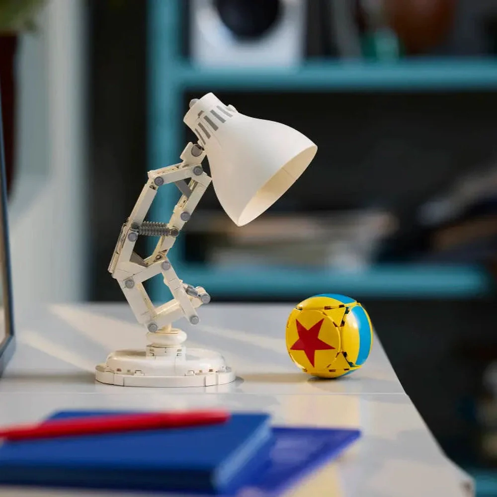 LEGO Disney Pixar Luxo Jr. - Image 7