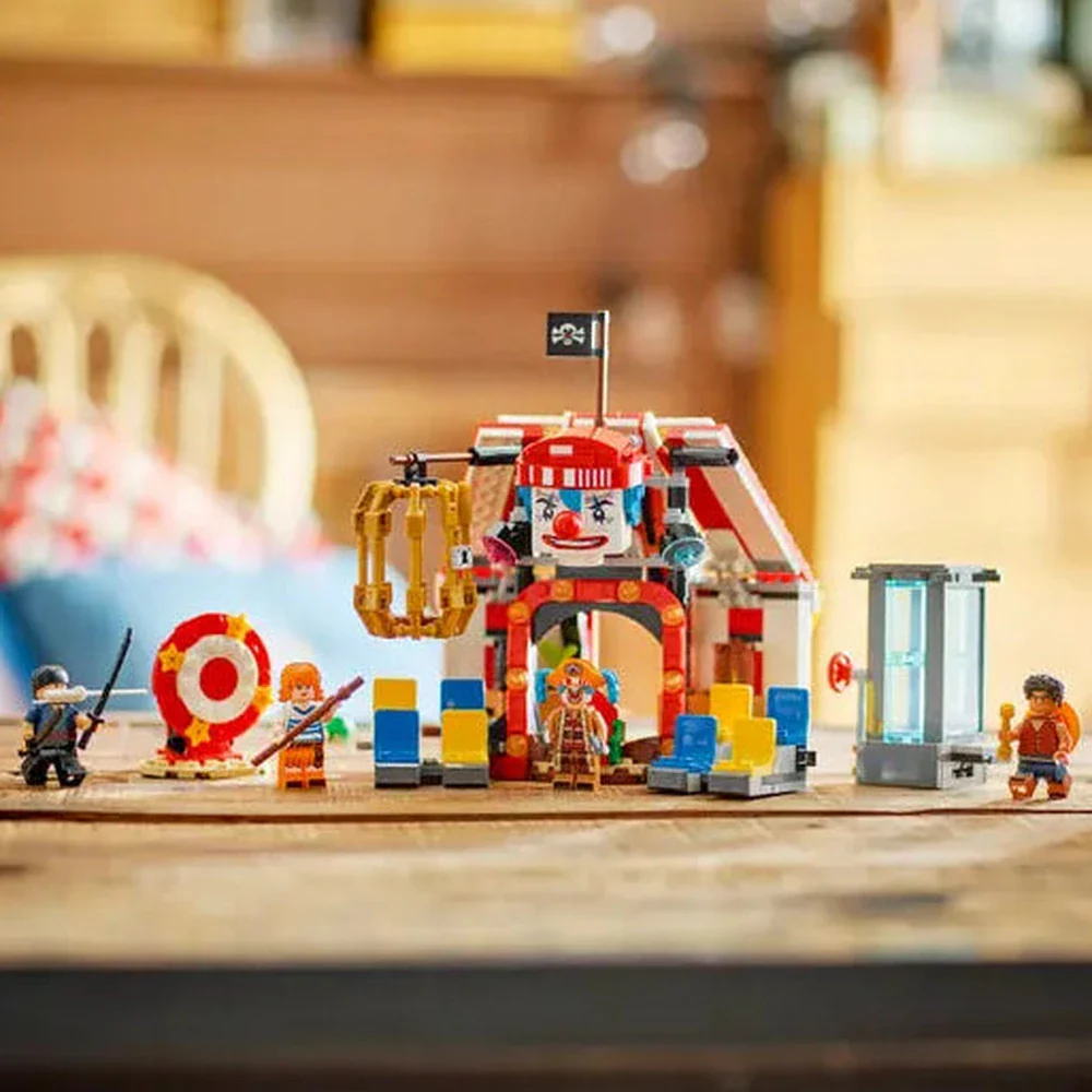 LEGO One Piece: Buggy the Clown's Circus Tent - Image 6